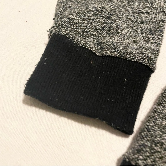 Roxy Hoodie Shirt Size Large Scuba 3 Button Neck Zip Pockets - Picture 11 of 16